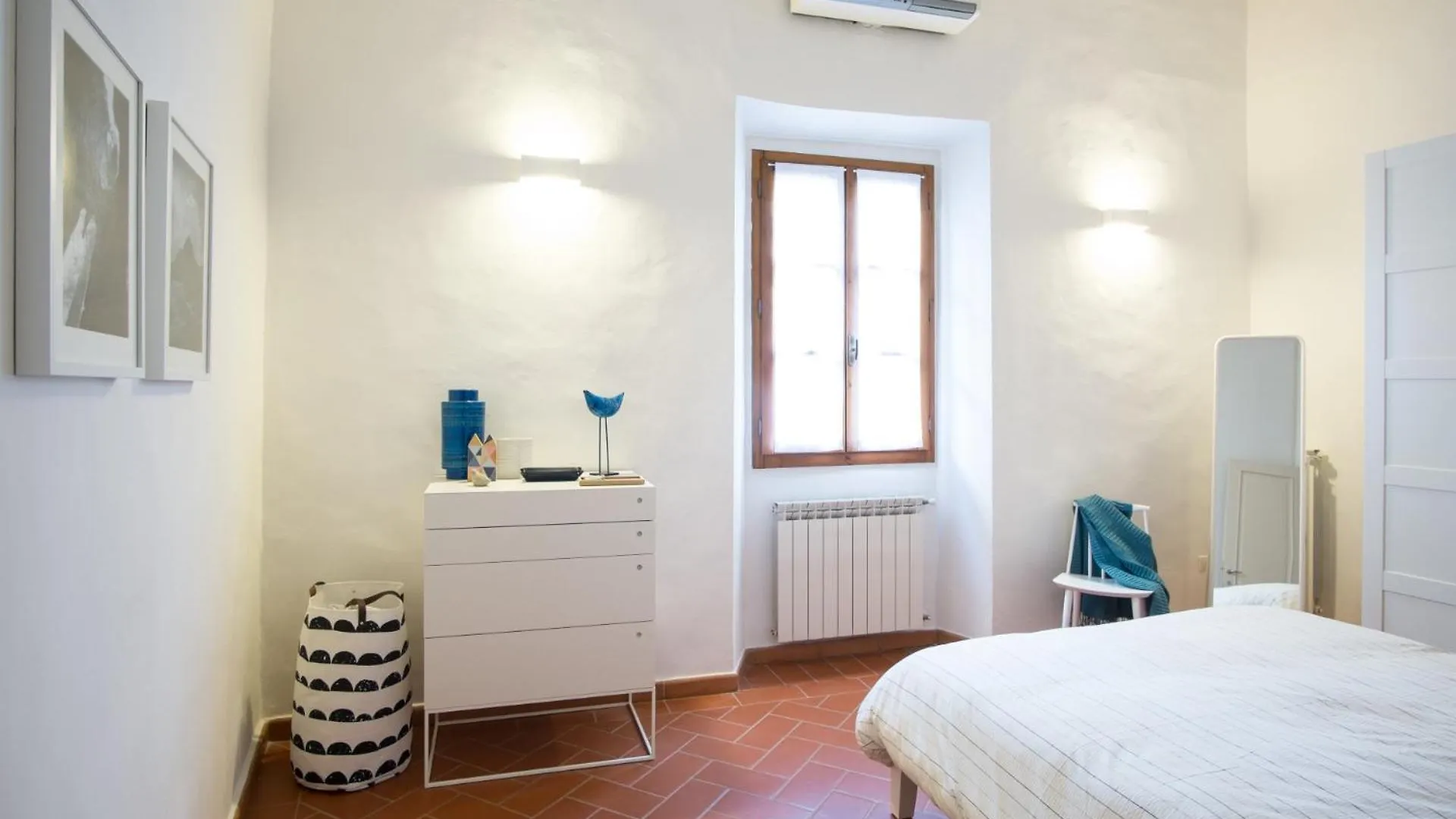 Design Apartment In Central Florence