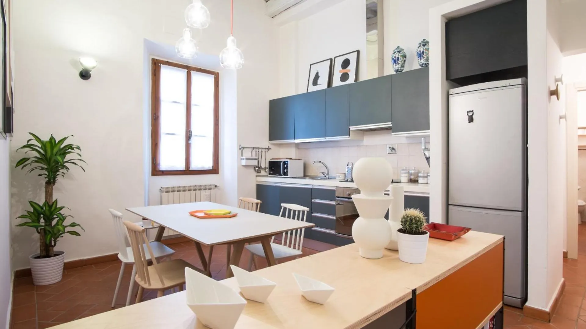 Design Apartment In Central Florence Italy